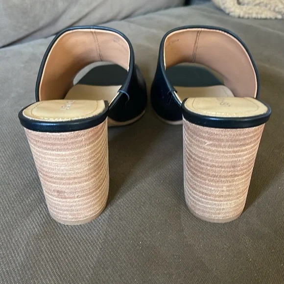 New in Box Nordstrom Block Heel Black Leather Mules size 7 - Picture 5 of 9
